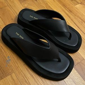 Platform sandals